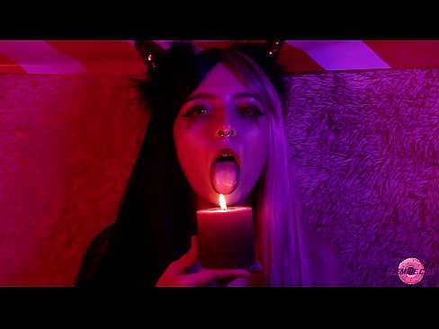 ❤️ Blowjob xamaasad leh oo ka timid Sexy Succubus oo leh oofsan afka ❤️ anaga