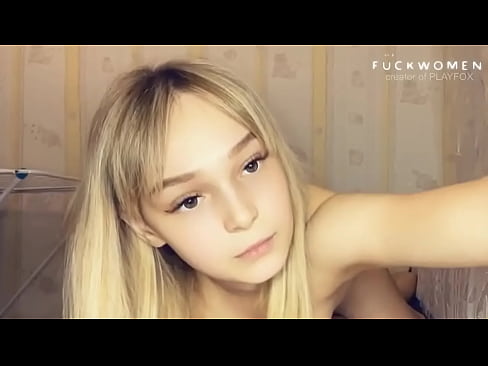 ❤️ Gabar dugsi oo aan dhergin ayaa siisa saaxiibkeed lacag la'aan afka ah ❤️ anaga